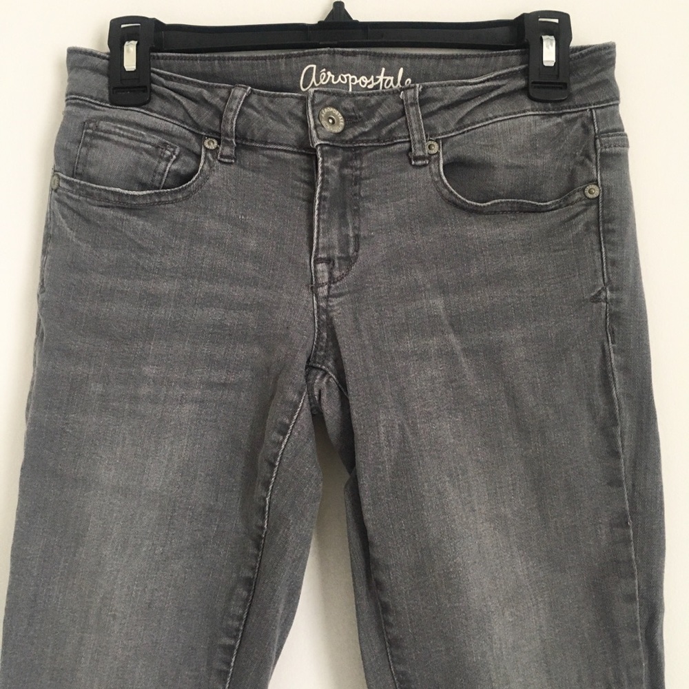 AERPOSTALE Gray Lola Jegging Jeans, Size 4 Short